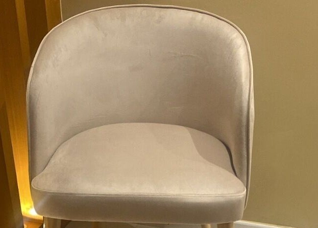 Comfortable chair at Galo Spa, صلالة, محافظة ظفار, OM, enhancing the relaxation experience.