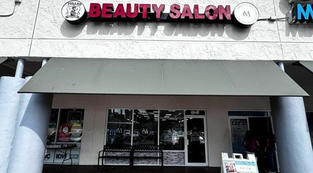 Magna Beauty Salon Calle 8