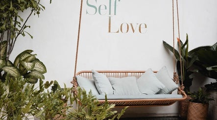 Nurture Mind & Body Paddington Infrared Sauna