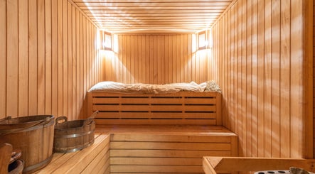 Nurture Mind & Body Paddington Infrared Sauna image 2