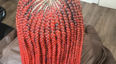 Benay Hair Braiding изображение 3