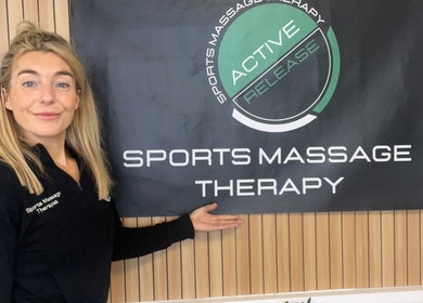 Therapist at High Pavement House in Sutton-in-ashfield, England, GB, demonstrating sports massage therapy services.