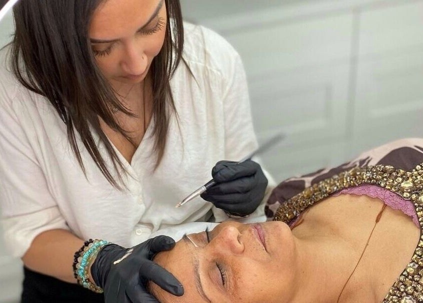 Eyebrow shaping at Contour & Glow by Sej in Wellingborough, England, GB. Enhance your natural beauty.