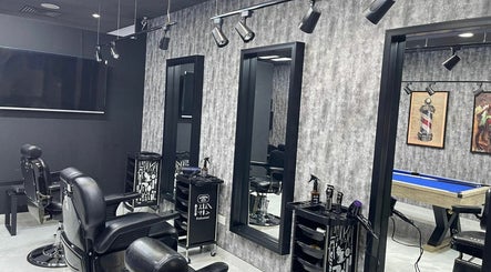 HQ Barbershop