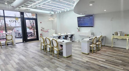 Bright, chic interior of Plush Nail Salon Ii, Glenview, Illinois showcasing elegant manicure stations.