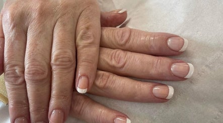 Sabina Nails Beauty image 2