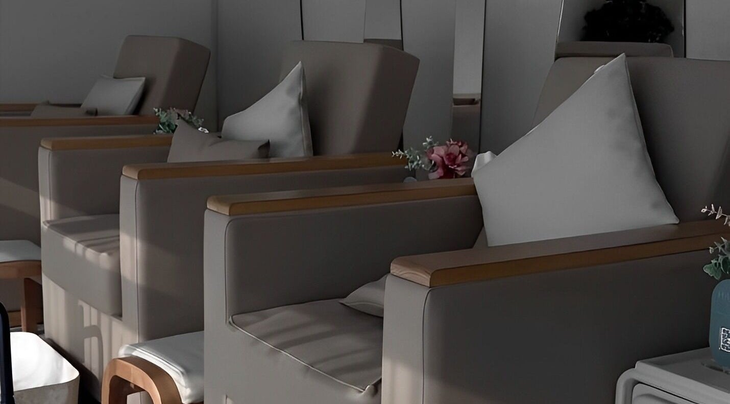 Comfortable seating area at Haven Spa Khalifa Branch, Abu Dhabi, Abu Dhabi, AE offers luxurious relaxation.