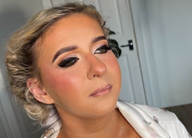 Close-up of elegant makeup by Linsey at Makeup by Linsey in Whitburn, Scotland, GB.