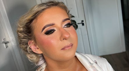 Close-up of elegant makeup by Linsey at Makeup by Linsey in Whitburn, Scotland, GB.
