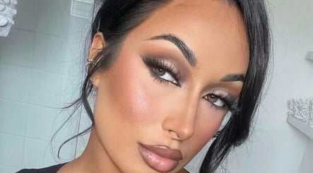 Elegant makeup look by Makeup by Linsey in Whitburn, Scotland, GB, highlighting eyes and lips.