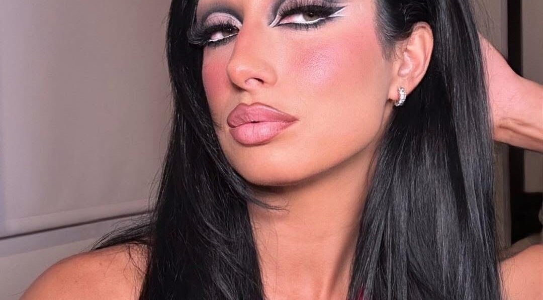 Elegant makeup look by Makeup by Linsey in Whitburn, Scotland, GB. Bold eye makeup with defined liner.