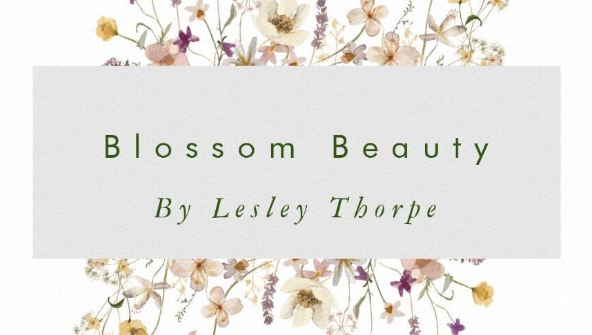 Blossom Beauty by Lesley Thorpe 1paveikslėlis