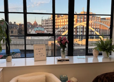 Relaxing view from Sprinkle Of Magic Lashes - Shoreditch, London, England, GB showcasing a cityscape and decor.