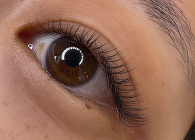 Close-up of expertly applied lashes at Sprinkle Of Magic Lashes - Shoreditch, London, England, GB.