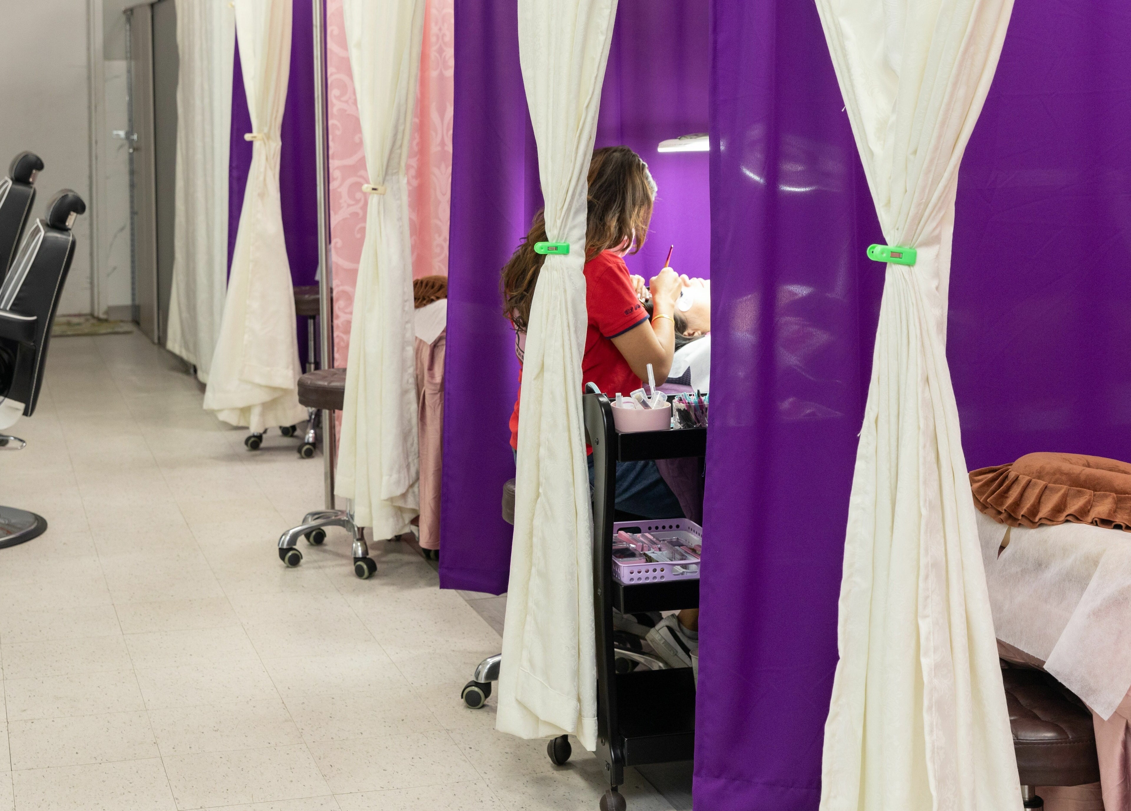 Wonder Lash Studio Queens offers expert eyelash services in a private setting in Long Island City, United States, US.