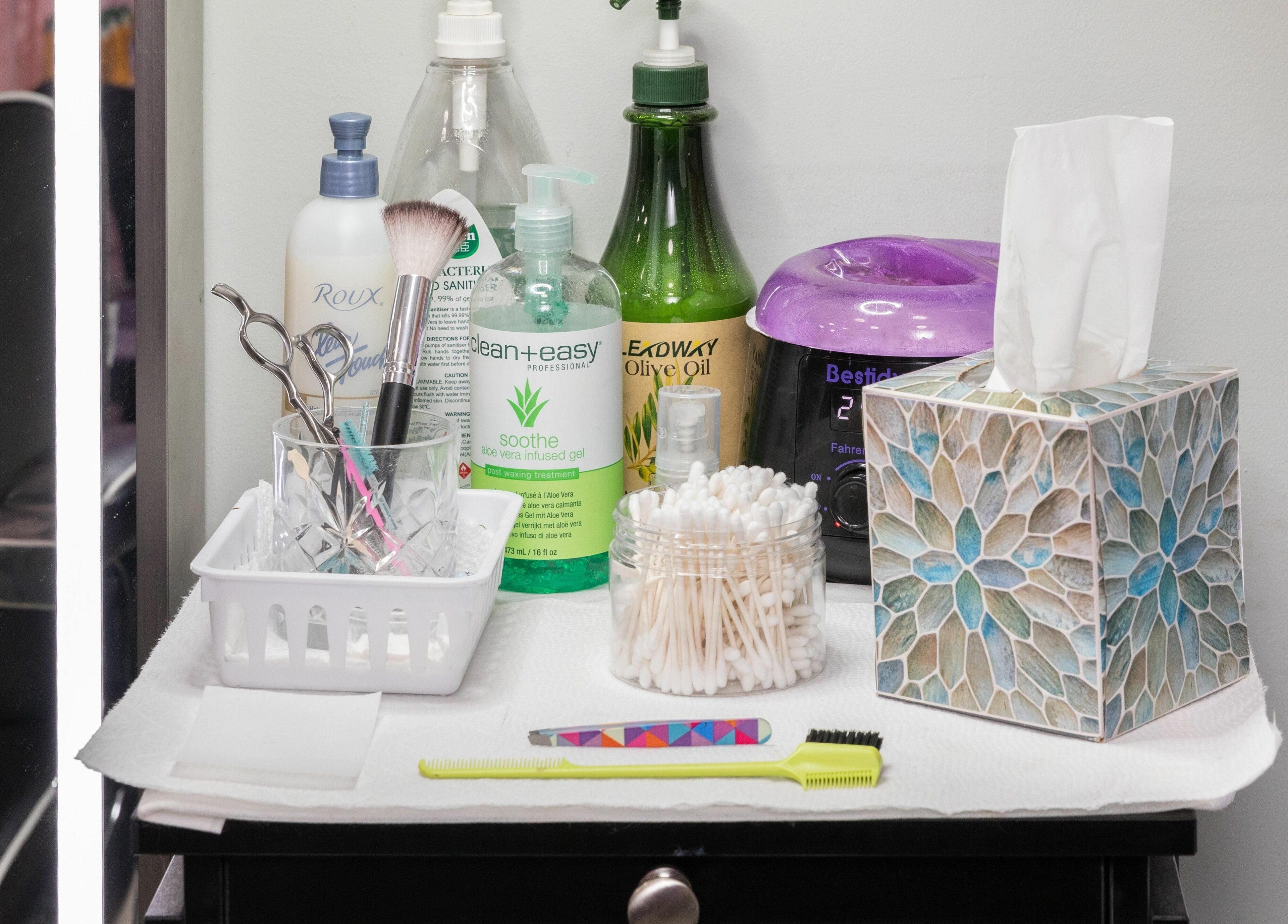 Beauty tools and products at Wonder Lash Studio Queens in Long Island City, United States, US.