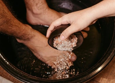 Foot soak with Himalayan salts at Boon Massage & Healing, Arlington, Massachusetts, US, for ultimate relaxation.