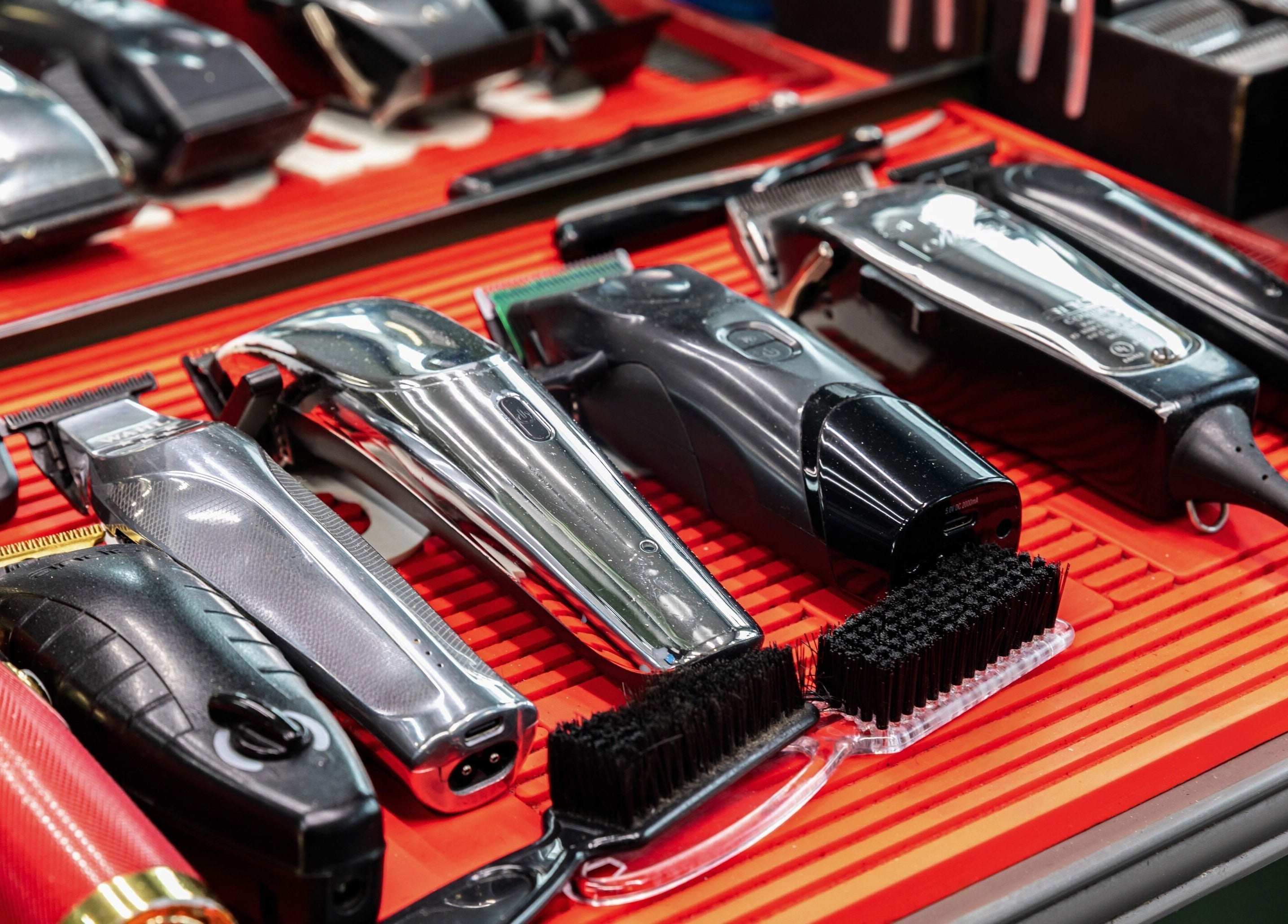 Professional hair trimmers at Quantum Field Studio, Montréal, Québec, CA showcasing premium grooming tools.