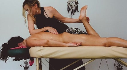Lomi Lomi Massage Therapy Nelson Bay