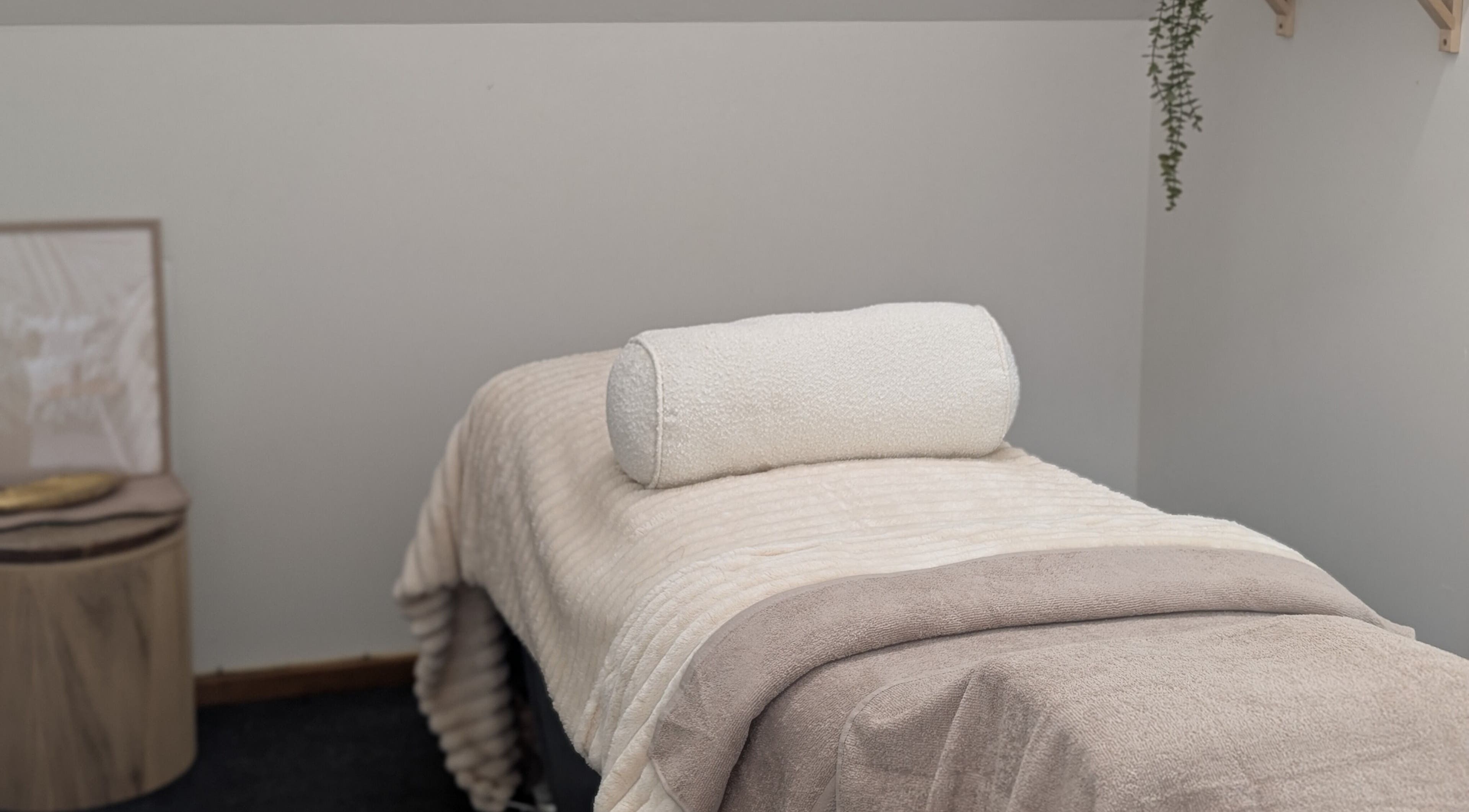 Relaxing massage table at Daylilly Beauty in Mclaren Vale, South Australia, AU offering tranquility and comfort.