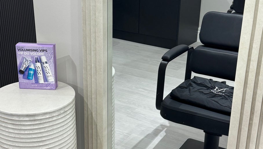 Monarch Hairdressing image 1