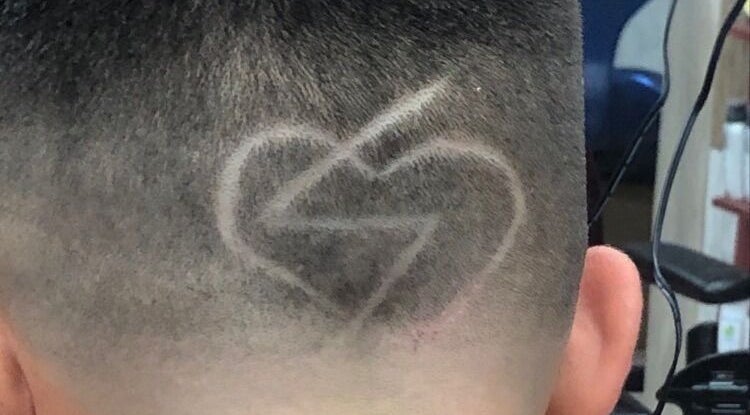 Design accattivante su capelli a L'Acconciatutti Chicca e Angelo Berte', Gozzano, Piemonte, IT.