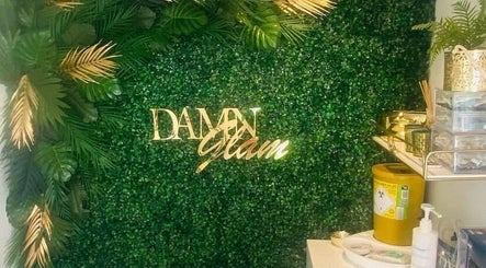 Damn-glam Aesthetics by Sharna slika 3