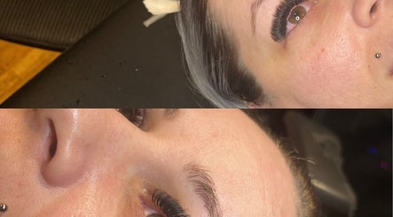 Mihaela Lashes image 3