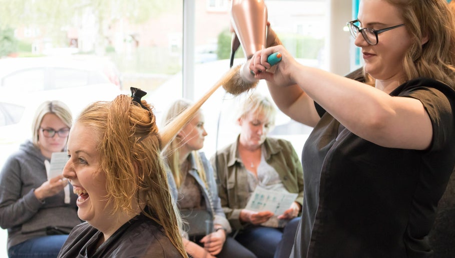 The Salon Daventry image 1