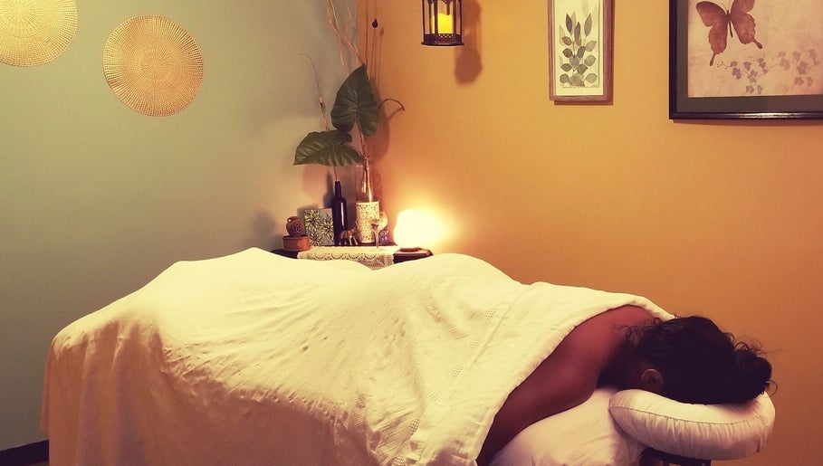 Latisa at Oasis at the Mill / Massage, bilde 1