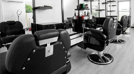 Ovalles Barber Shop