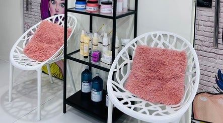 Freesia Beauty Center - Al Falah image 3