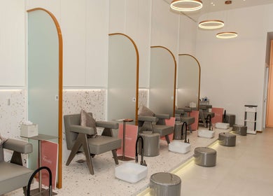 Luxurious treatment area at Freesia Beauty Center Shakhbout City, Abu Dhabi, AE, offering premium wellness services.