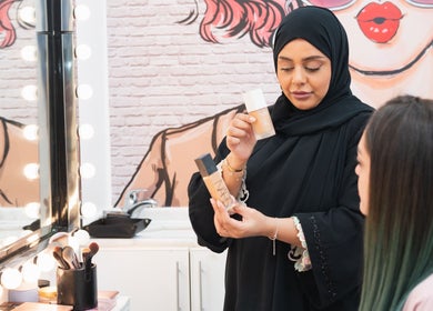 Expert consultation at Freesia Beauty Center - Al Falah, الفلاح الجديدة, أبو ظبي, AE with beauty products.