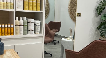 Modern and cozy salon section at The Dye 4 Hair and Beauty Venue, Wadalba, New South Wales, AU with elegant decor.