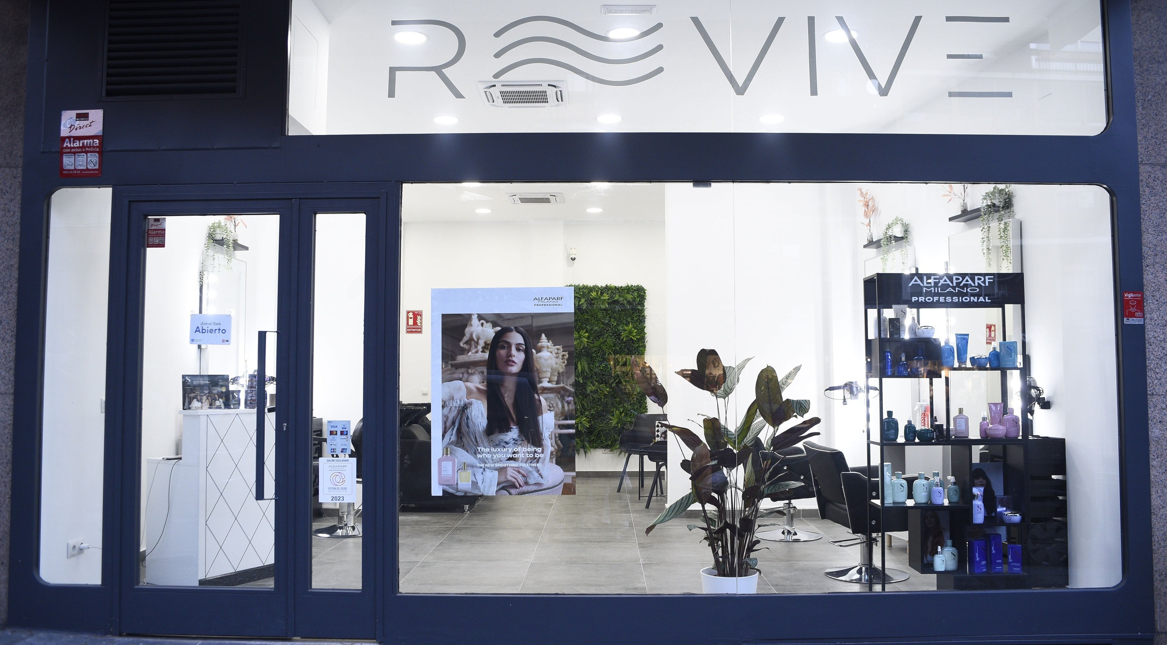 Fachada de Revive, belleza y bienestar en Madrid, Comunidad De Madrid, ES.