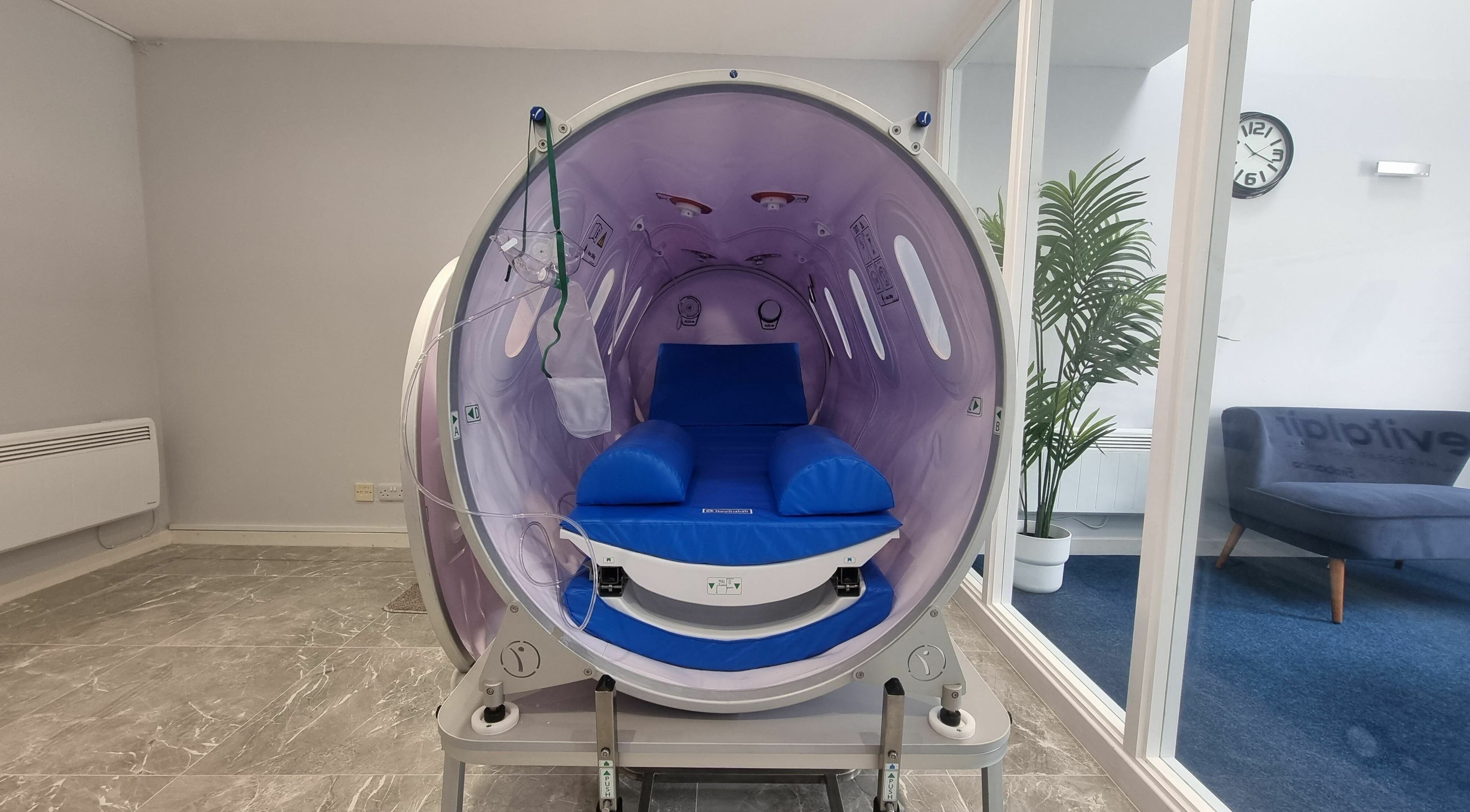 Modern hyperbaric chamber at HyperHealth Ltd., Ayr, Scotland, GB for advanced wellness therapy.