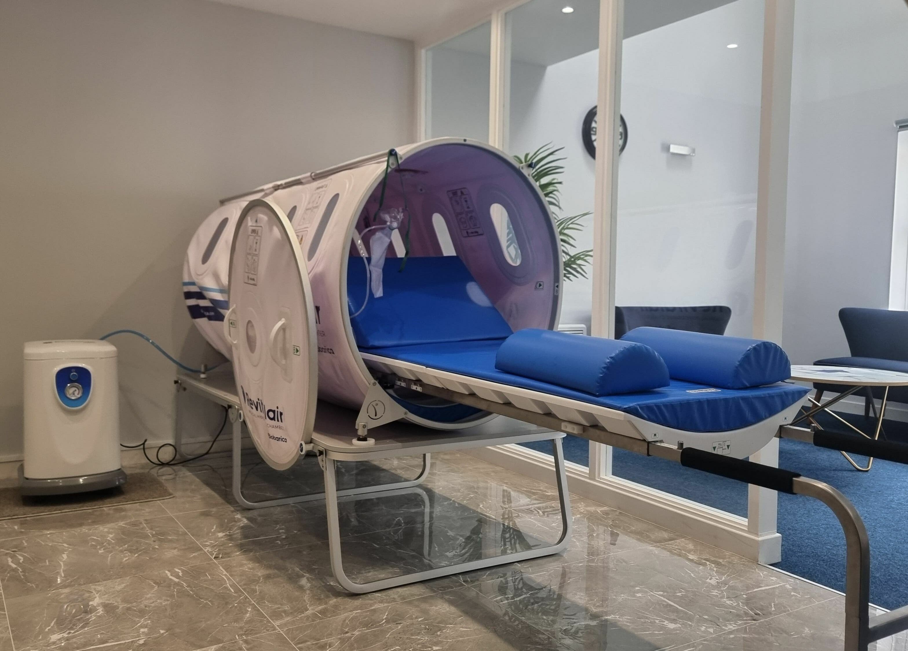 Relaxing chamber at HyperHealth Ltd., Ayr, Scotland, GB, designed for rejuvenating wellness sessions.