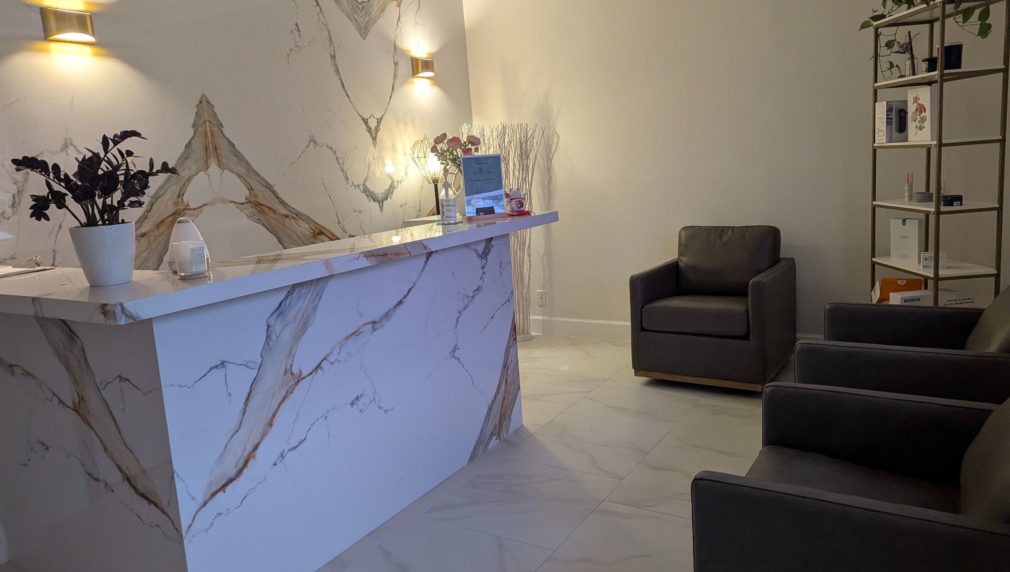 Reception of Identity Aesthetics in FULSHEAR, TX features marble decor and seating. Fulshear, Texas, US.