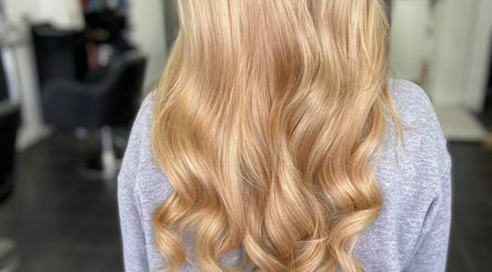 Εικόνα Traycie Allen Hair Extensions 2