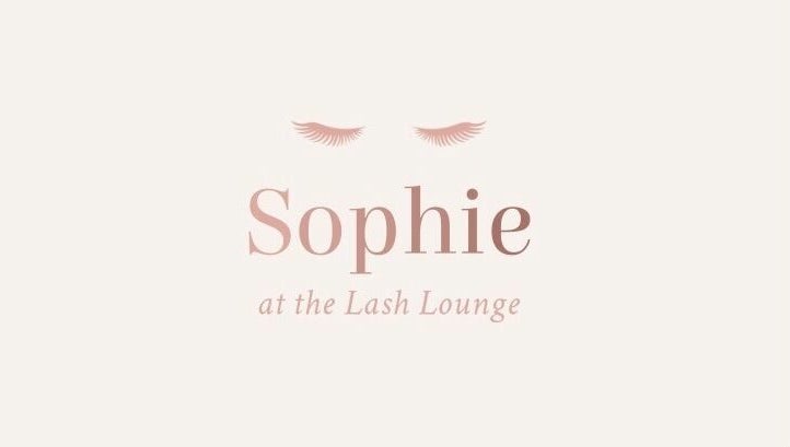 Sophie at the Lash Lounge billede 1