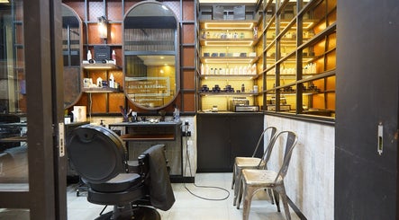 Adilla Barbers - The Galeries