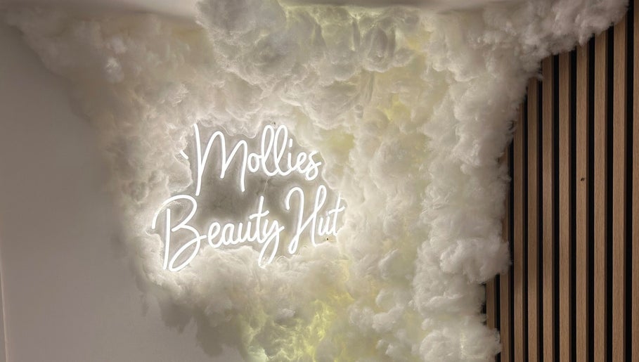 Mollies Beauty Hut slika 1