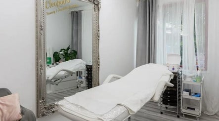 Cleopatra Beauty Pro Academy - Canary Wharf