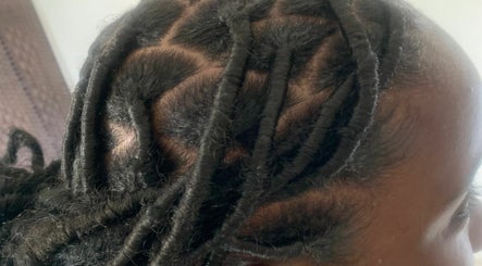 Hair by Quee image 2