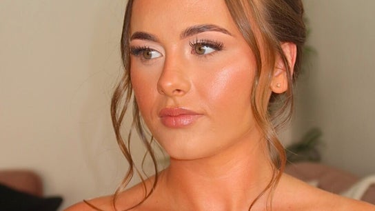 Aroha Makeup