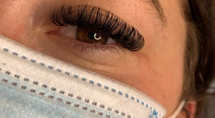 Lashes by Jessica Ellie image 3