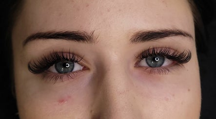 Aroma Brows and Lashes зображення 2