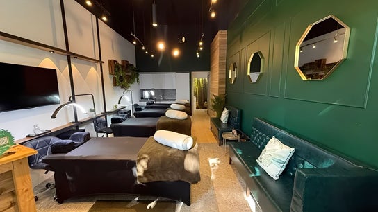 London Lash Lounge Ealing