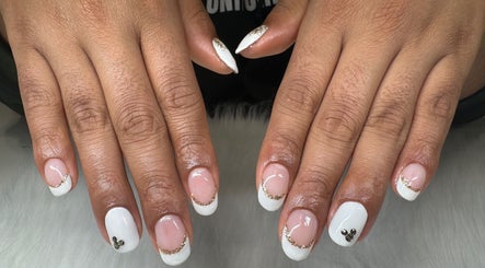 Emhál’qwem’ Nails obrázek 2